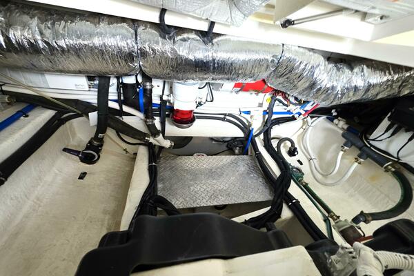 32ft Back Cove Yacht For Sale