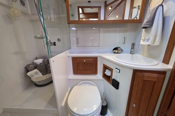 37ft Back Cove Yacht For Sale