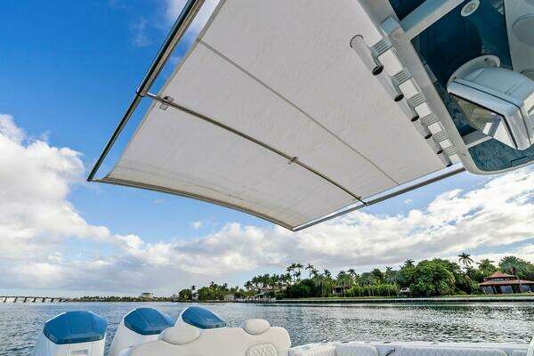 HCB 42 Lujo Yacht For Sale