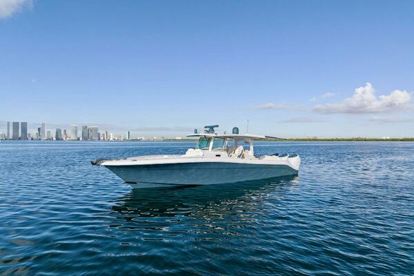 No Name 42ft HCB Yacht For Sale