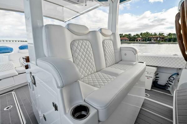 No Name 42ft HCB Yacht For Sale