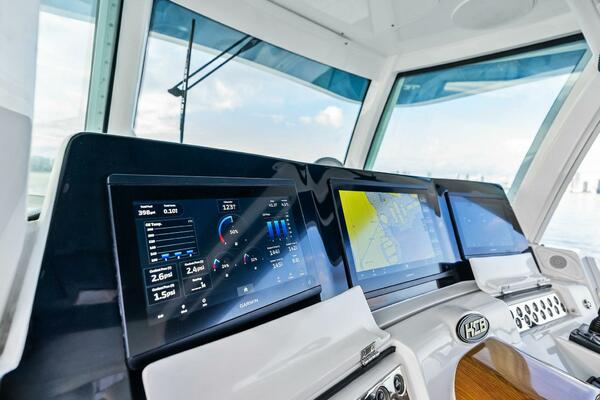 No Name 42ft HCB Yacht For Sale