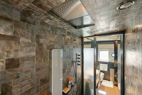 Pershing GTX Motoryacht Yacht For Sale