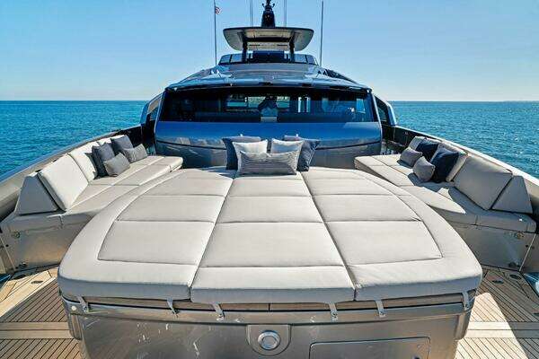 Pershing GTX Motoryacht Yacht For Sale