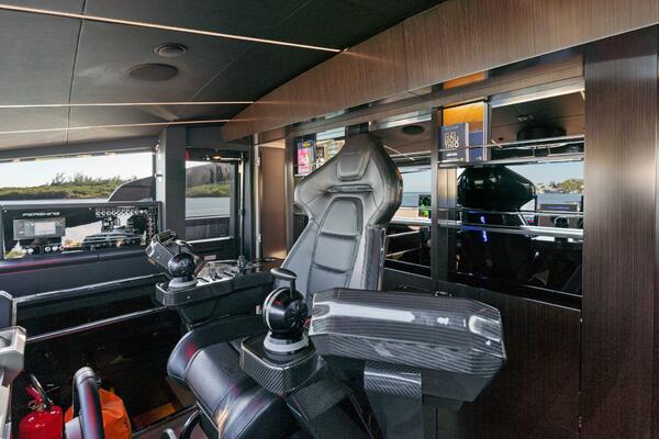 Caffeine 116ft Pershing Yacht For Sale