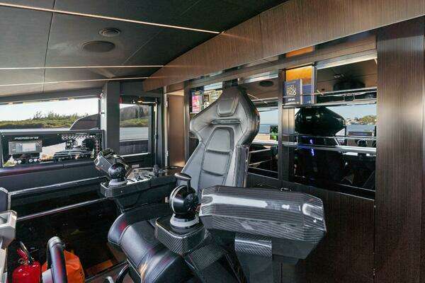 Pershing GTX Motoryacht Yacht For Sale