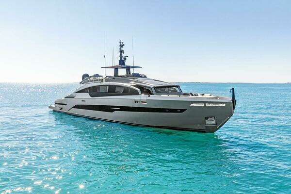 Pershing GTX Motoryacht Yacht For Sale