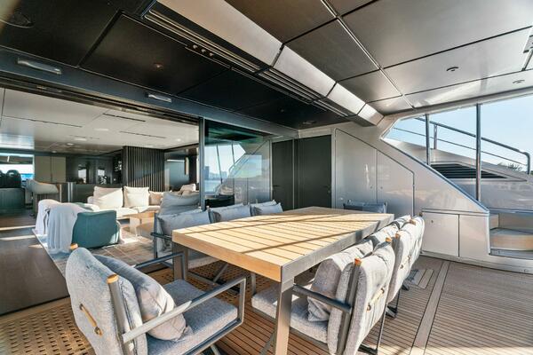 Caffeine 116ft Pershing Yacht For Sale