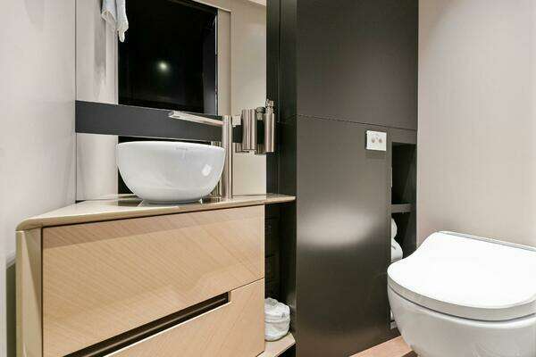 Pershing GTX Motoryacht Yacht For Sale