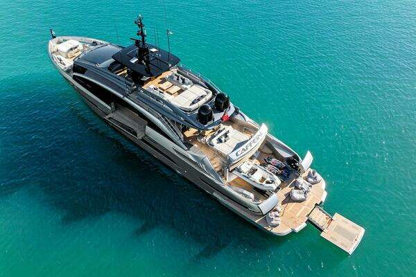 Pershing GTX Motoryacht Yacht For Sale