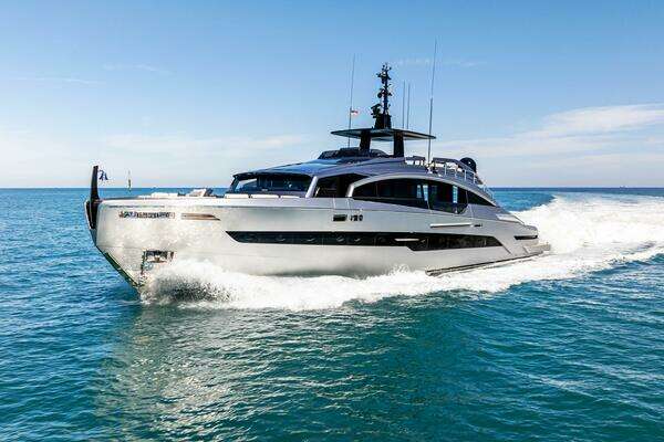 Pershing GTX Motoryacht Yacht For Sale