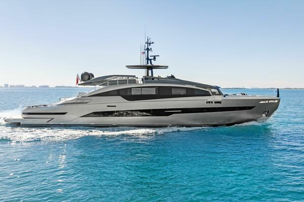 Caffeine 116ft Pershing Yacht For Sale