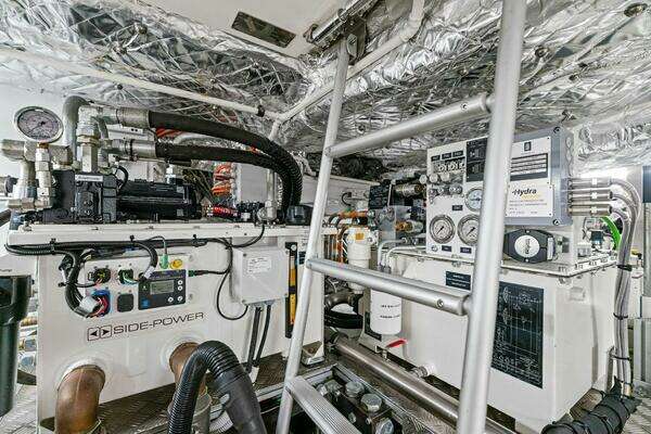 Pershing GTX Motoryacht Yacht For Sale