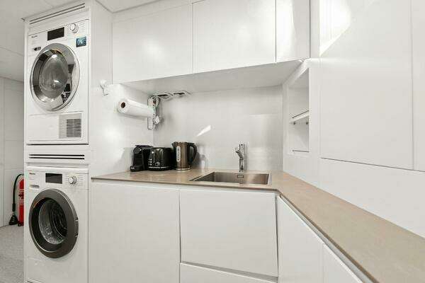 Pershing GTX Motoryacht Yacht For Sale