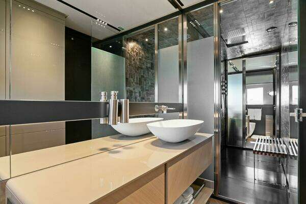 Pershing GTX Motoryacht Yacht For Sale