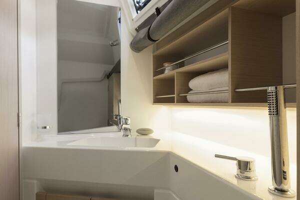 30ft Beneteau Yacht For Sale