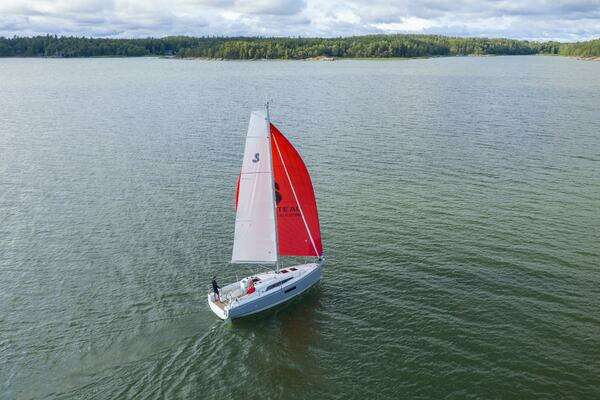 30ft Beneteau Yacht For Sale