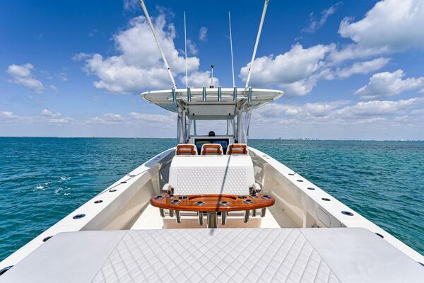 VANTAGE 41ft Bahama Yacht For Sale