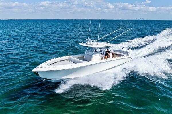 VANTAGE 41ft Bahama Yacht For Sale