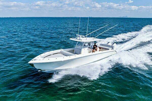 2015 Bahama 41