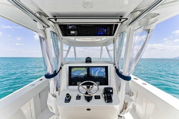 VANTAGE 41ft Bahama Yacht For Sale