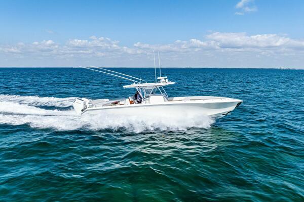 VANTAGE 41ft Bahama Yacht For Sale