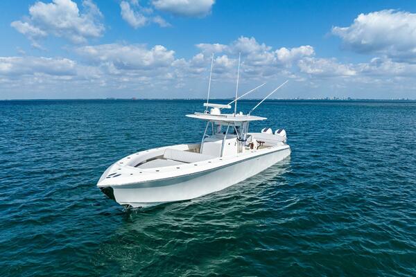 VANTAGE 41ft Bahama Yacht For Sale