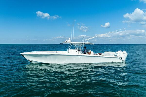 VANTAGE 41ft Bahama Yacht For Sale