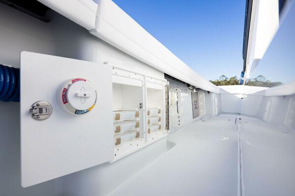 32ft Yellowfin Yacht For Sale