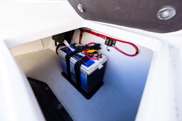 32ft Yellowfin Yacht For Sale