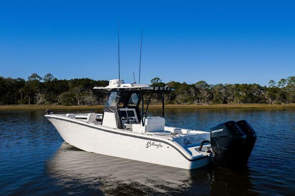 32ft Yellowfin Yacht For Sale
