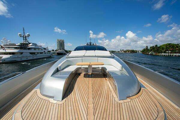 2014 Riva 122