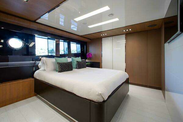 2014 Riva 122