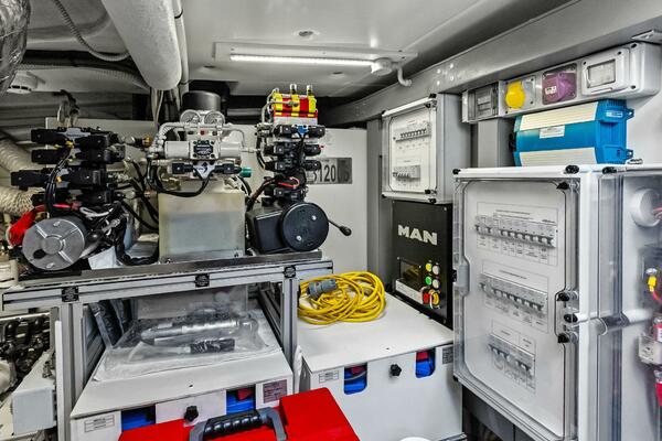 IL VIAGGIO 56ft Riva Yacht For Sale