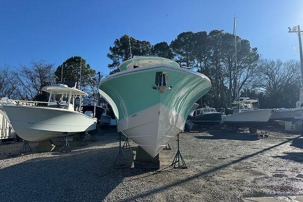Temp Tag 31ft Regulator Yacht For Sale