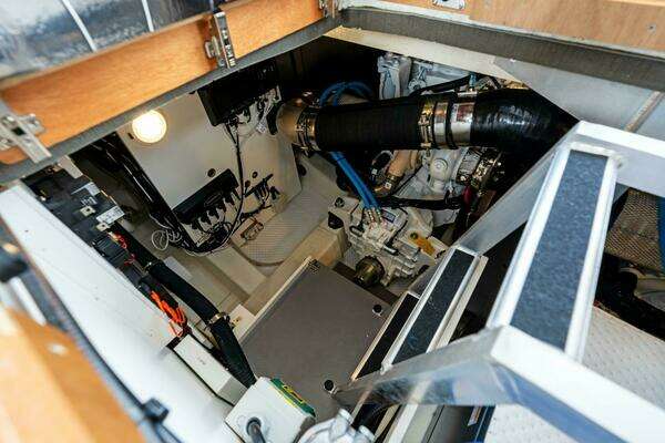 Prestige 420 Flybridge Yacht For Sale