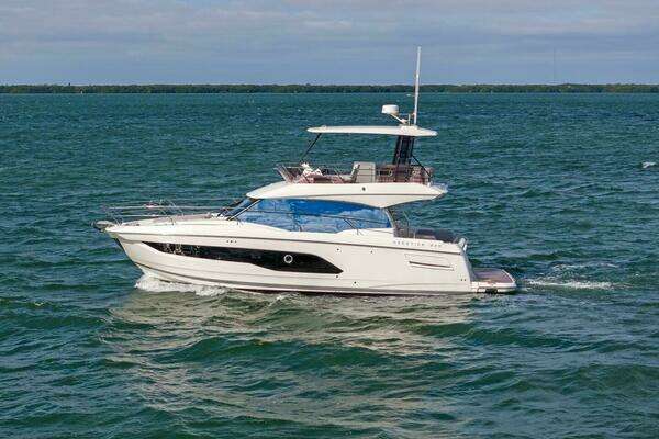 Prestige - 420 Flybridge