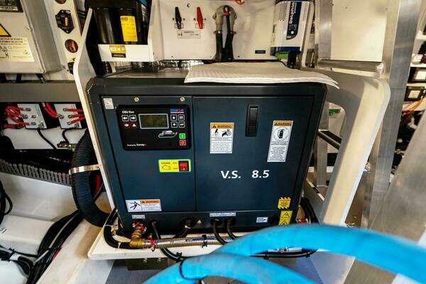 Prestige 420 Flybridge Yacht For Sale