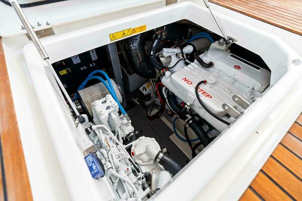 2024 42 Prestige Flybridge - Engine Room