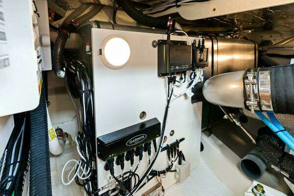 Prestige 420 Flybridge Yacht For Sale