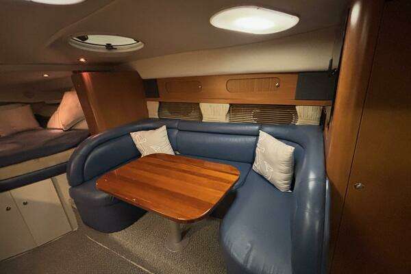 Photo of the 2003 Four Winns 328 Vista