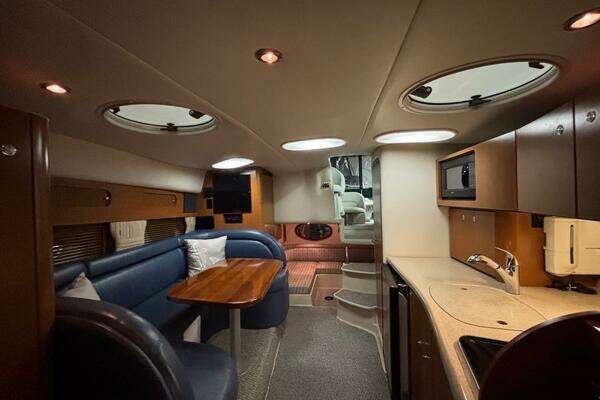 Photo of the 2003 Four Winns 328 Vista