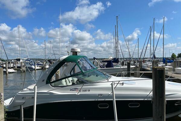 32ft Four Winns Yacht For Sale