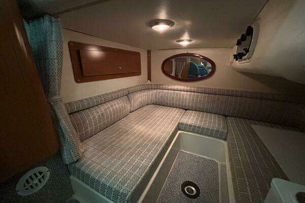 Photo of the 2003 Four Winns 328 Vista