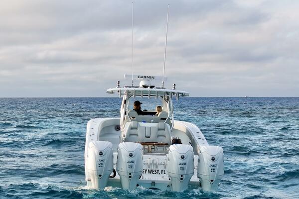 Lodge ical Necessity 37ft Freeman Yacht For Sale