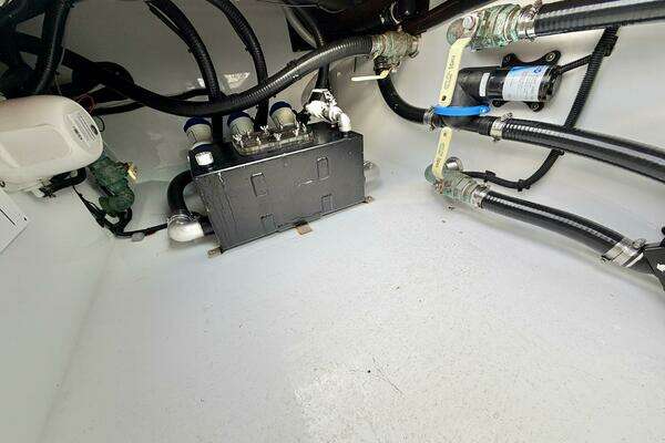 Freeman 37 Yacht For Sale