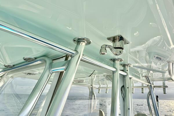 Lodge ical Necessity 37ft Freeman Yacht For Sale