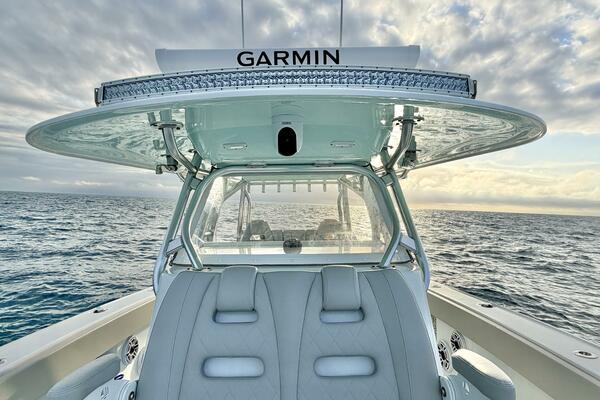 Lodge ical Necessity 37ft Freeman Yacht For Sale