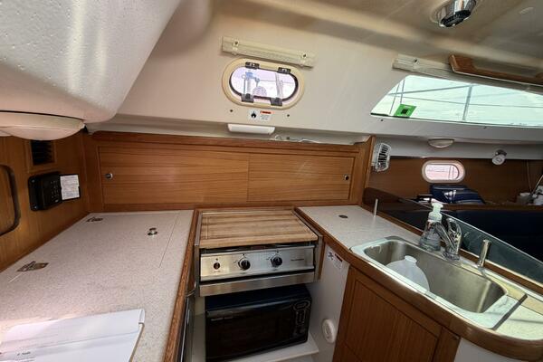 QE3 31ft Catalina Yacht For Sale