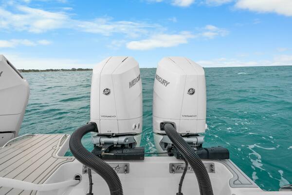 47ft Freeman Yacht For Sale